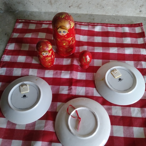 2 MATRYOSHKA +dolls 3partyvintage wall decorative